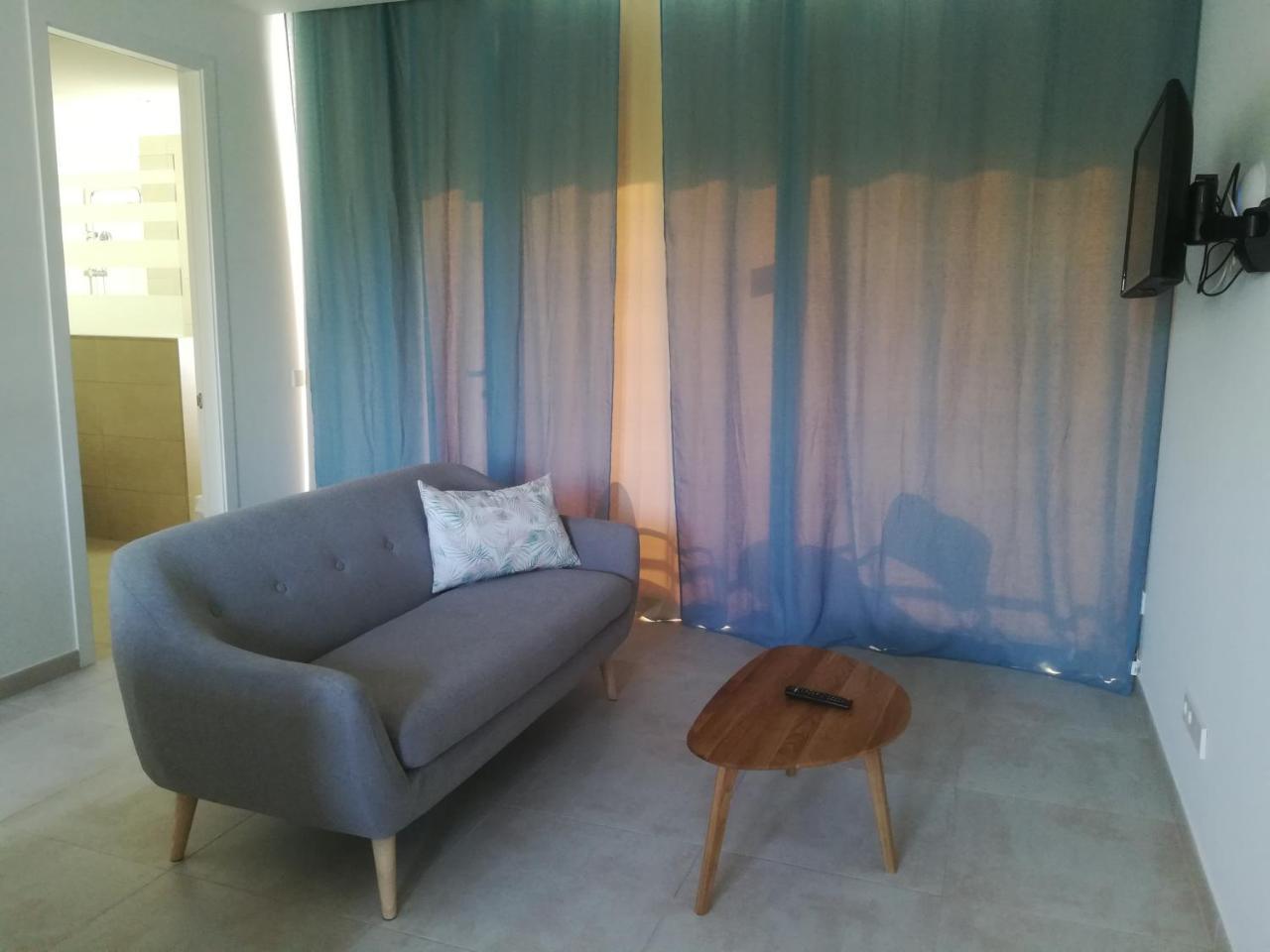 Apartamentos Villa Primera Cala Figuera  Extérieur photo